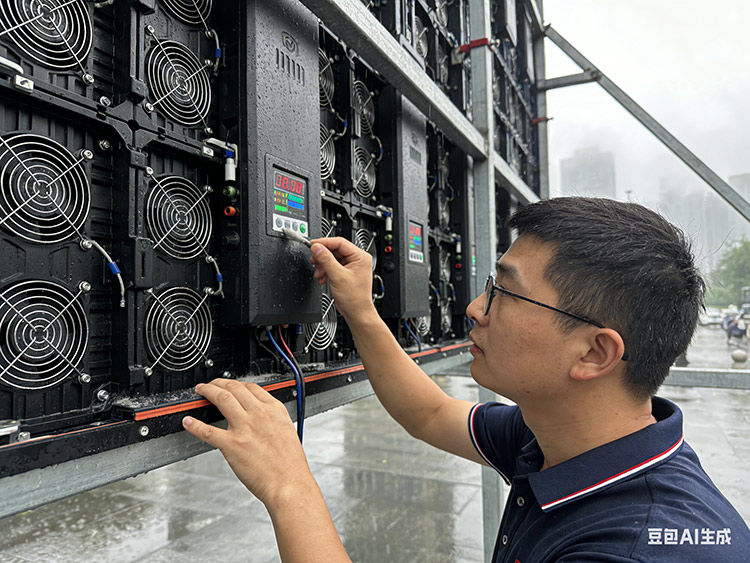 買屏容易養(yǎng)屏難？2026成都LED顯示屏全生命周期維保指南：如何降低30%運(yùn)營成本